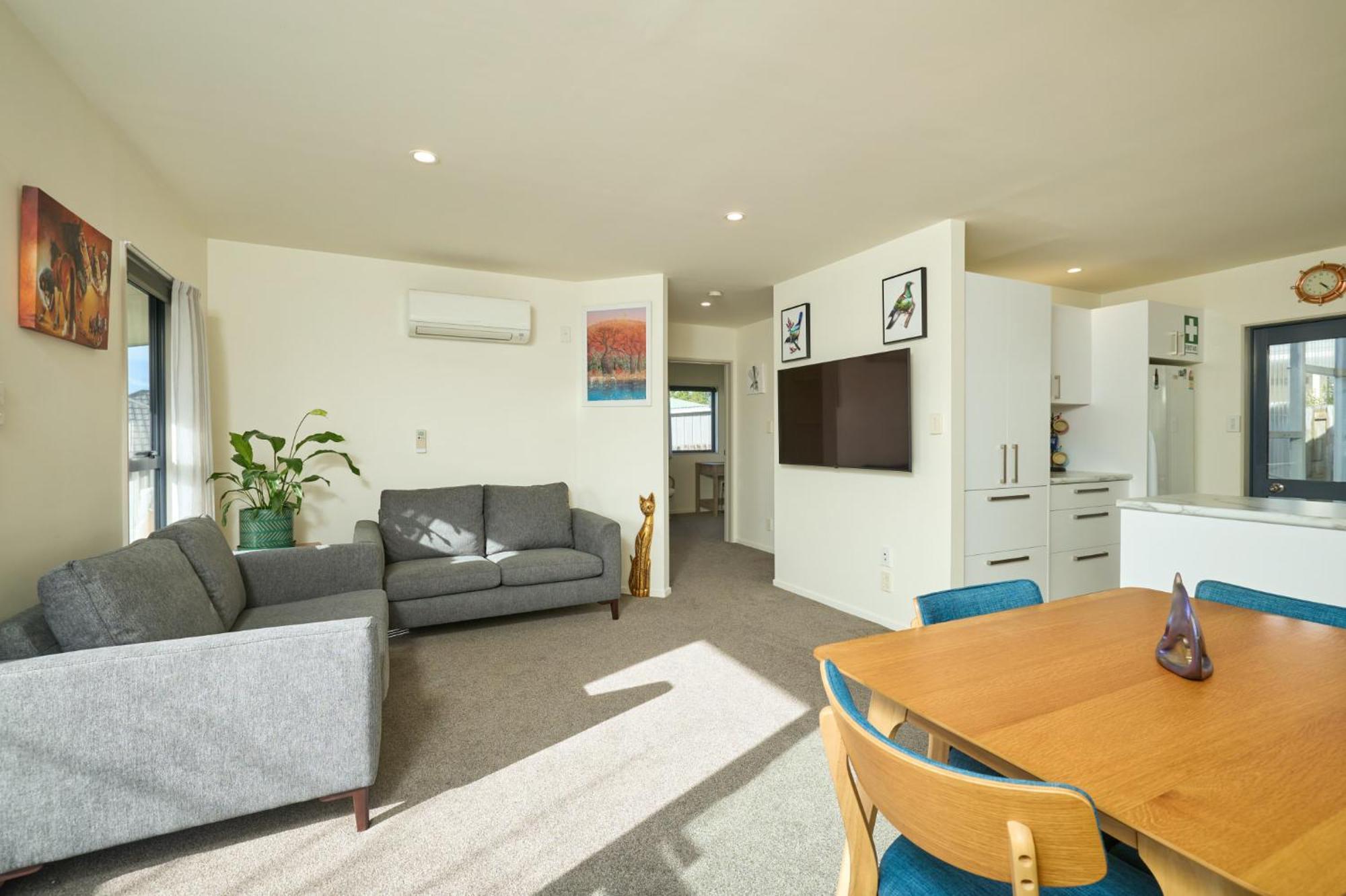 Location With Ocean And Mountain Views Villa Kaikoura Exterior photo